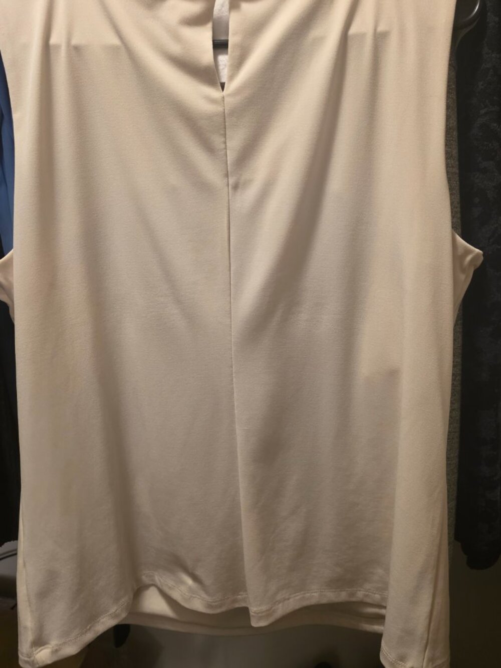 Calvin Klein Cream Pleated Neck Sleeveless Blouse - Picture 10 of 11